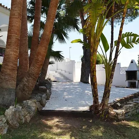 Villa Preciosa Moderna Cerca De Puerto Banus Marbella