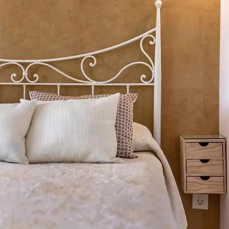 Preciosa Moderna Cerca De Puerto Banus