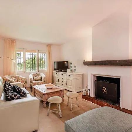 Villa Preciosa Moderna Cerca De Puerto Banus Marbella