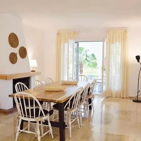 Villa Preciosa Moderna Cerca De Puerto Banus Marbella